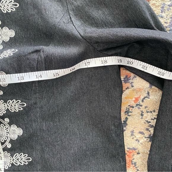 Original Antthony Embroidered Black and White Jacket - Picture 8 of 9